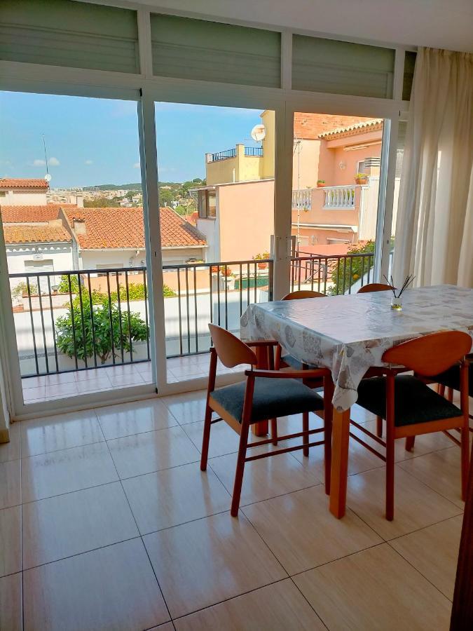 Apartamentos Costa Brava Las Vistas 산펠리우데기솔스 외부 사진