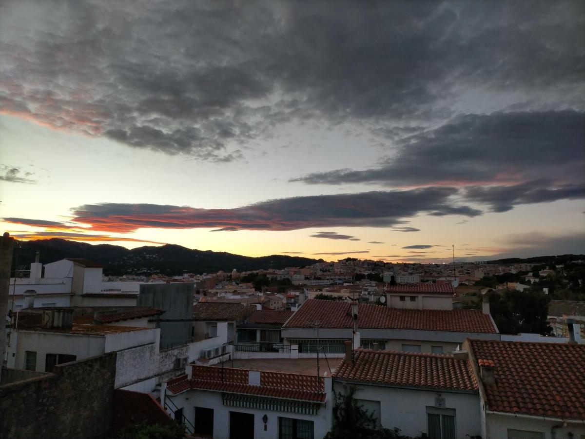 Apartamentos Costa Brava Las Vistas 산펠리우데기솔스 외부 사진